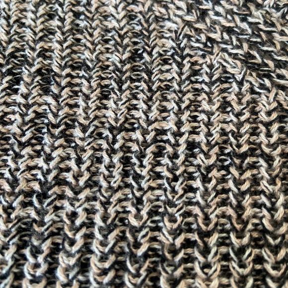 Dex cold shoulder knit sweater - Picture 4 of 4